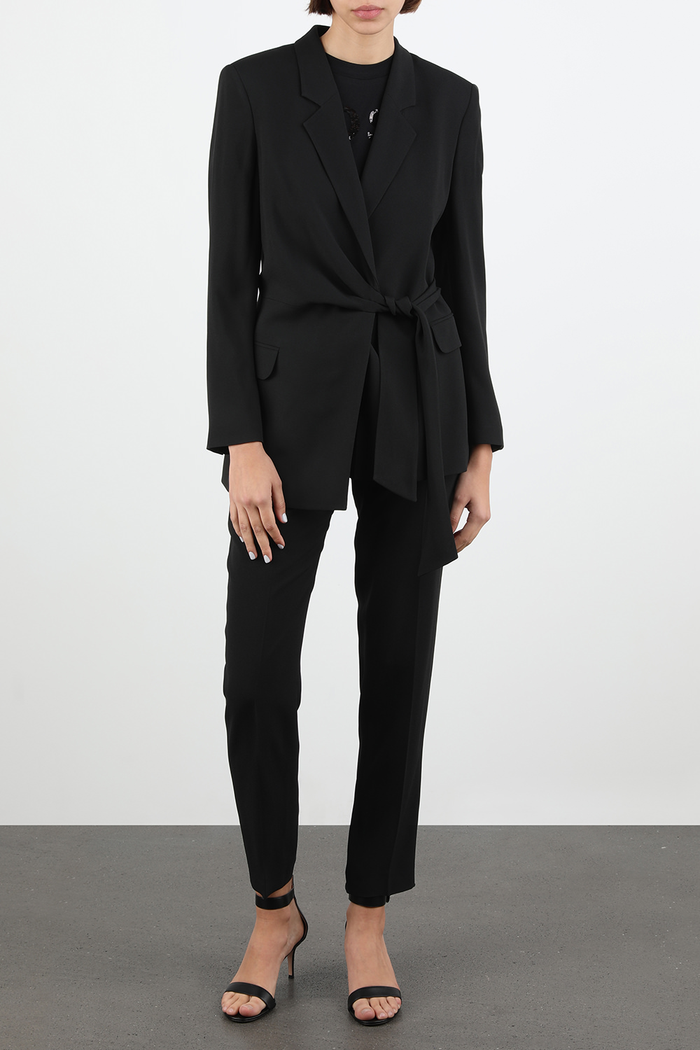 ז'קט אופנה מעטפת ויסקוזה בגוון שחור